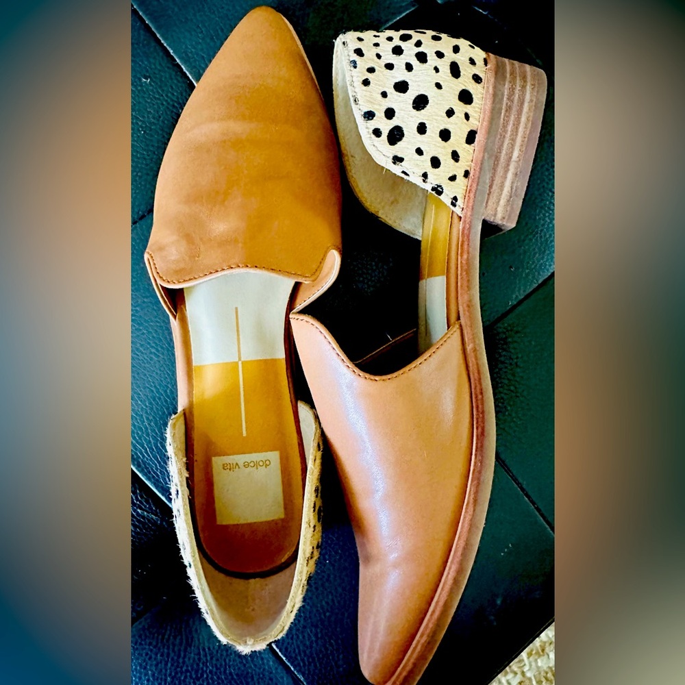 NWOT Dolce Vita flats. Leather and calf hair. Super cute !